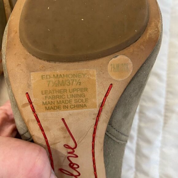 ED Ellen Degeneres Mahoney Heel Booties Women Size 7.5 - Picture 8 of 8